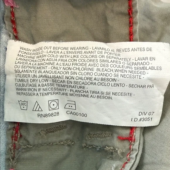 Y2K Stylish GLO Utility Candy Raver Cargo Capri Pants - Picture 5 of 14